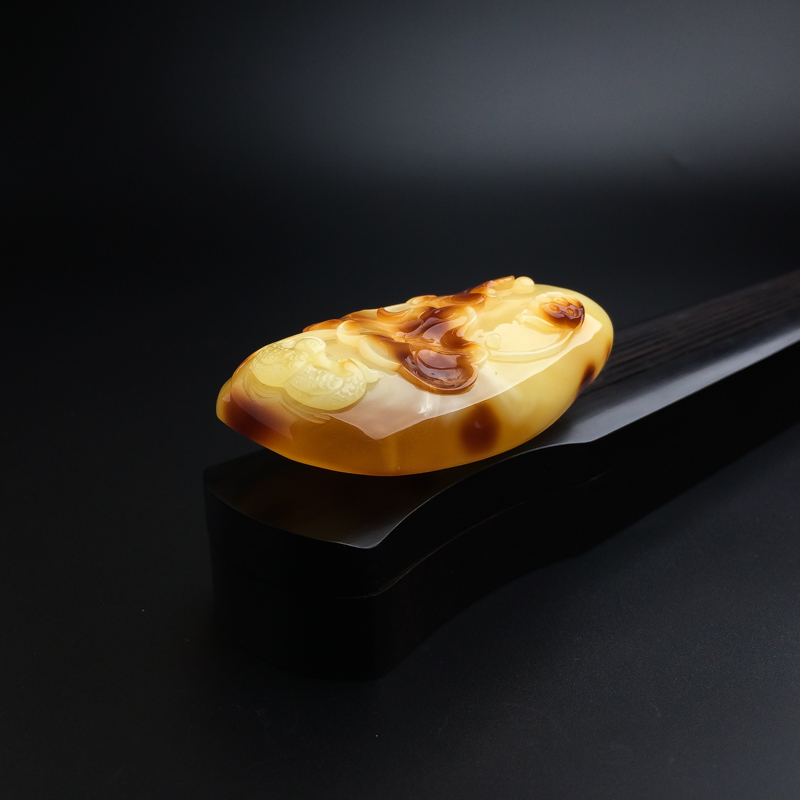 蜜蜡吊坠 - 红掌柜