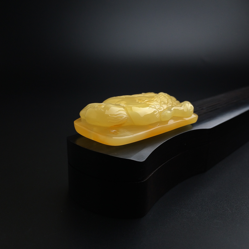 鸡油黄蜜蜡鹰-红掌柜