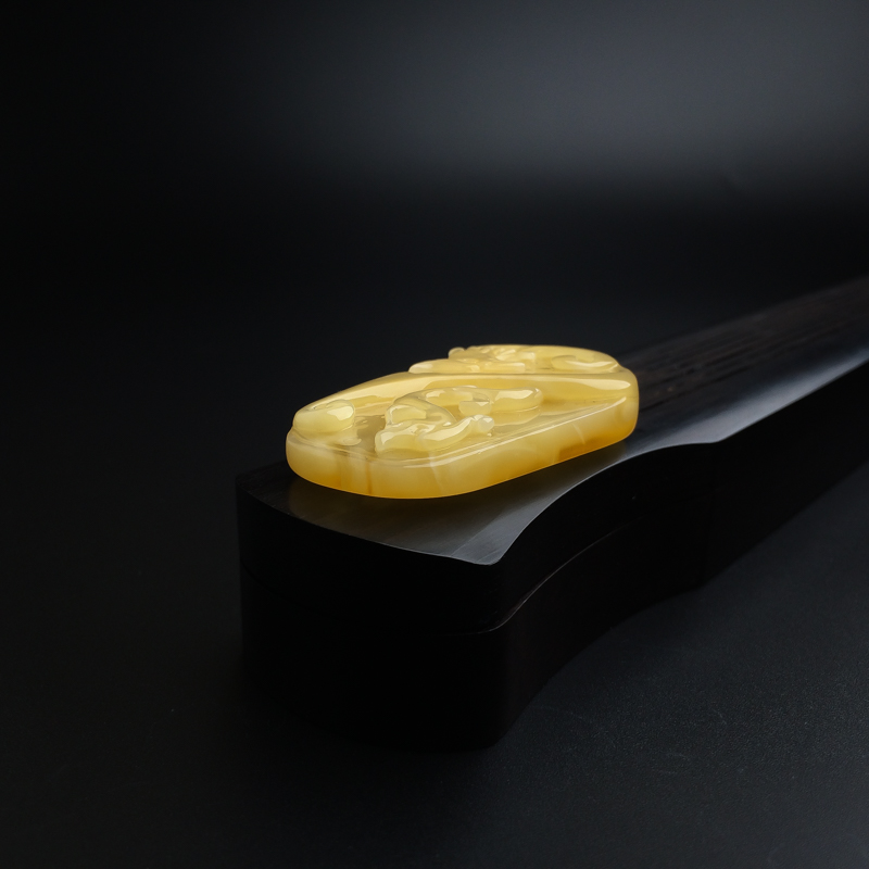 蜜蜡吊坠 - 红掌柜