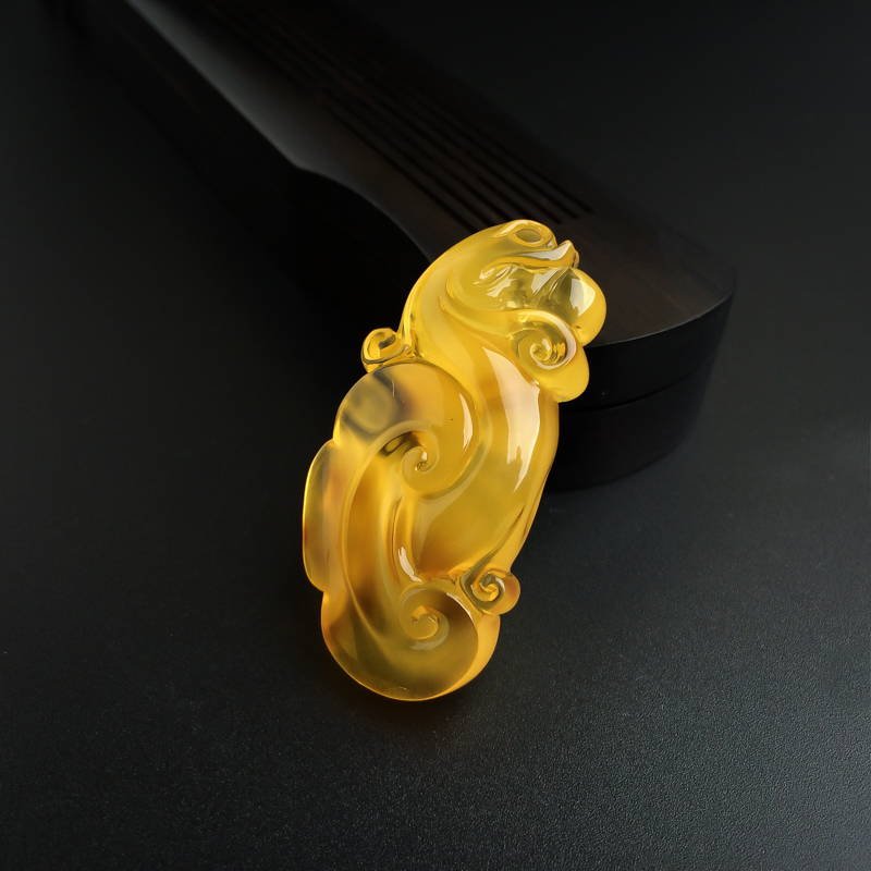 波罗的海金绞蜜鸡油黄蜜蜡古龙吊坠-红掌柜