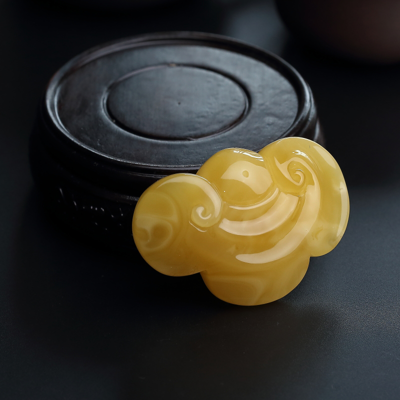 糖色蜜蜡如意吊坠-红掌柜