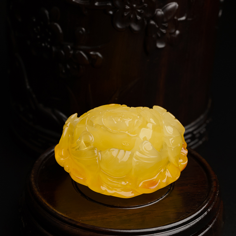 鸡油黄蜜蜡牡丹花吊坠-红掌柜