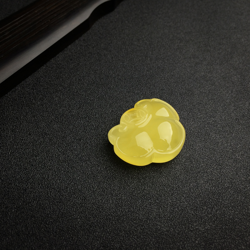 波罗的海天然蜜蜡如意锁吊坠 - 红掌柜