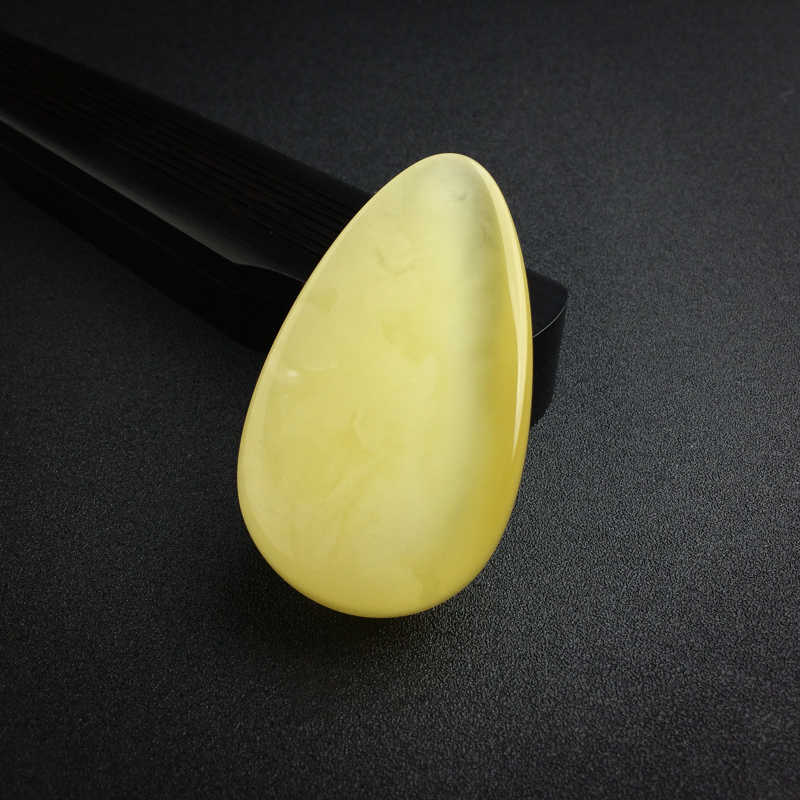 鸡油黄蜜蜡随形吊坠 - 红掌柜