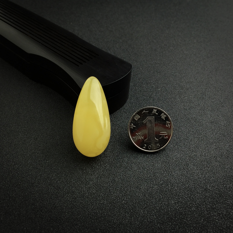 天然鸡油黄蜜蜡水滴吊坠 - 红掌柜