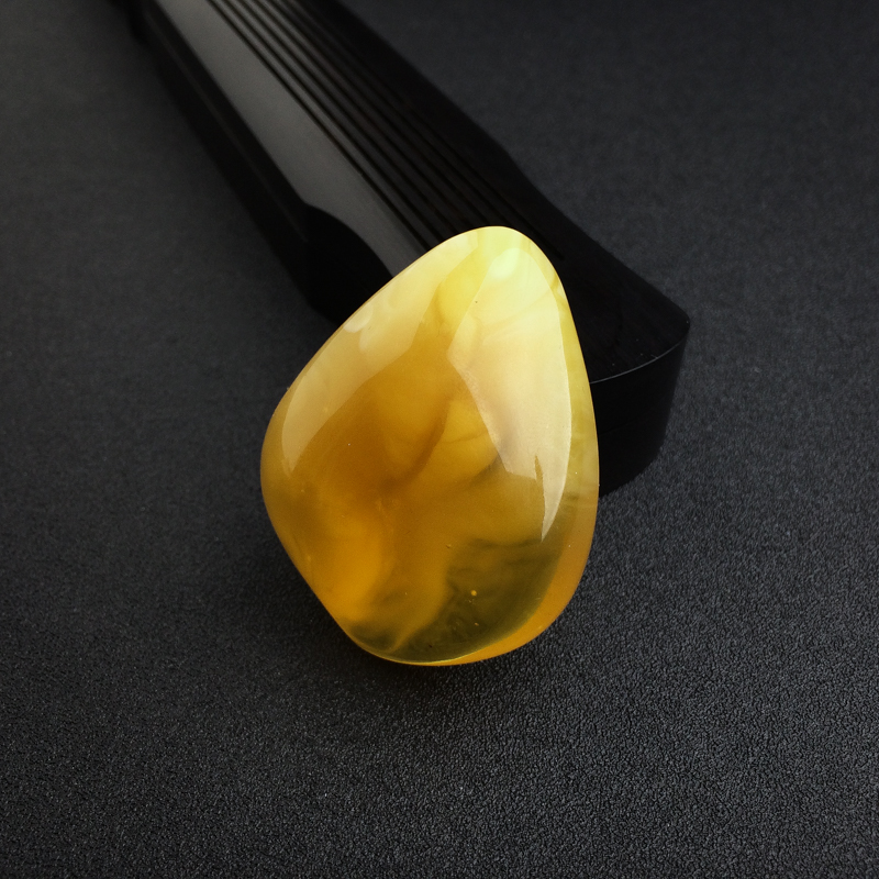 金绞蜜鸡油红蜜蜡随形吊坠 - 红掌柜