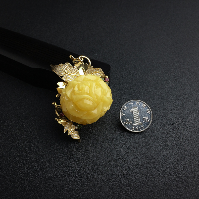 天然满蜜鸡油黄蜜蜡玫瑰花吊坠 - 红掌柜