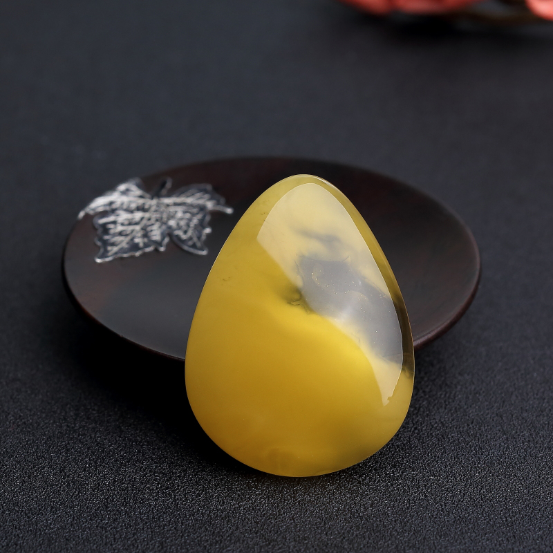 金绞蜜随形吊坠-红掌柜