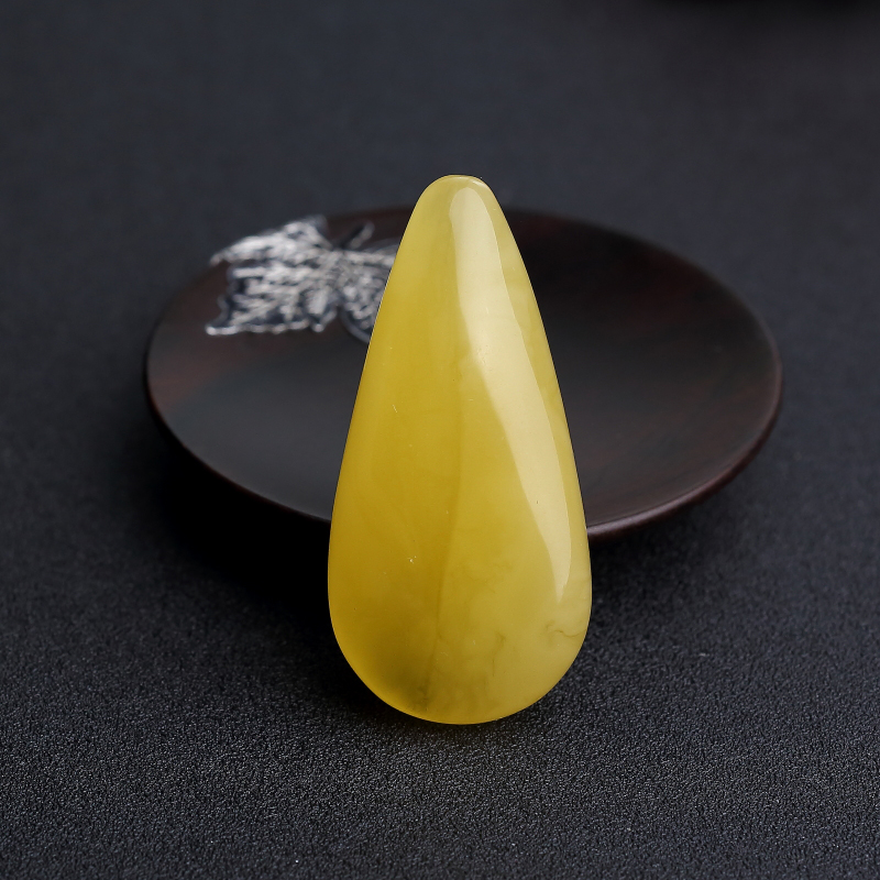 鸡油黄蜜蜡随形吊坠-红掌柜