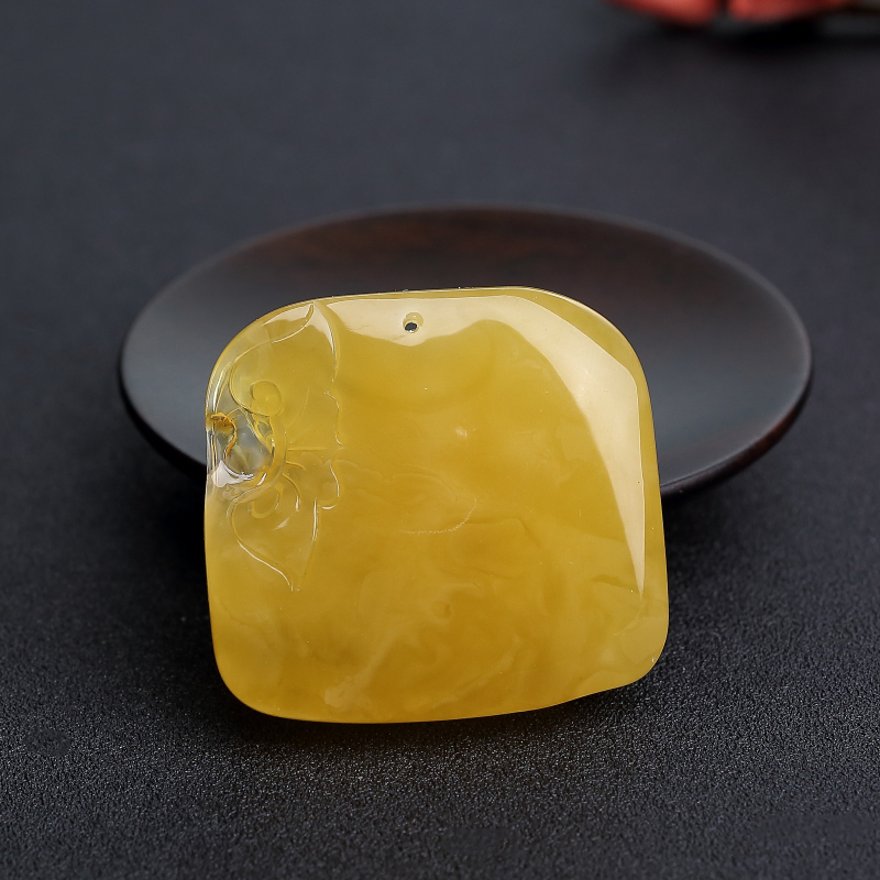 鸡油黄蜜蜡吊坠-红掌柜