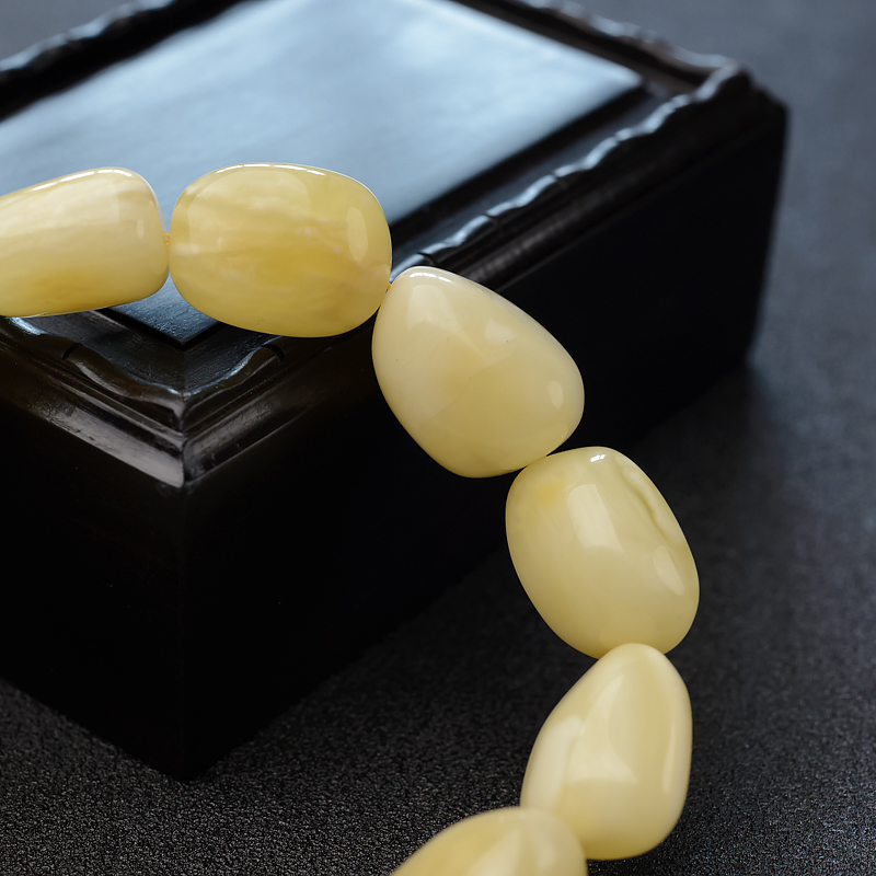 天然蜜蜡随形手串-红掌柜