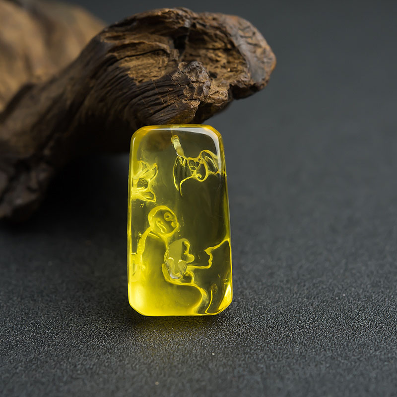 金珀吊坠-红掌柜