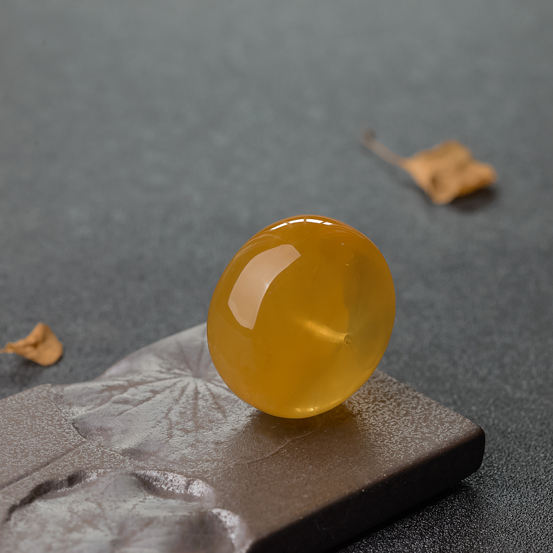 金绞蜜平安扣吊坠-红掌柜