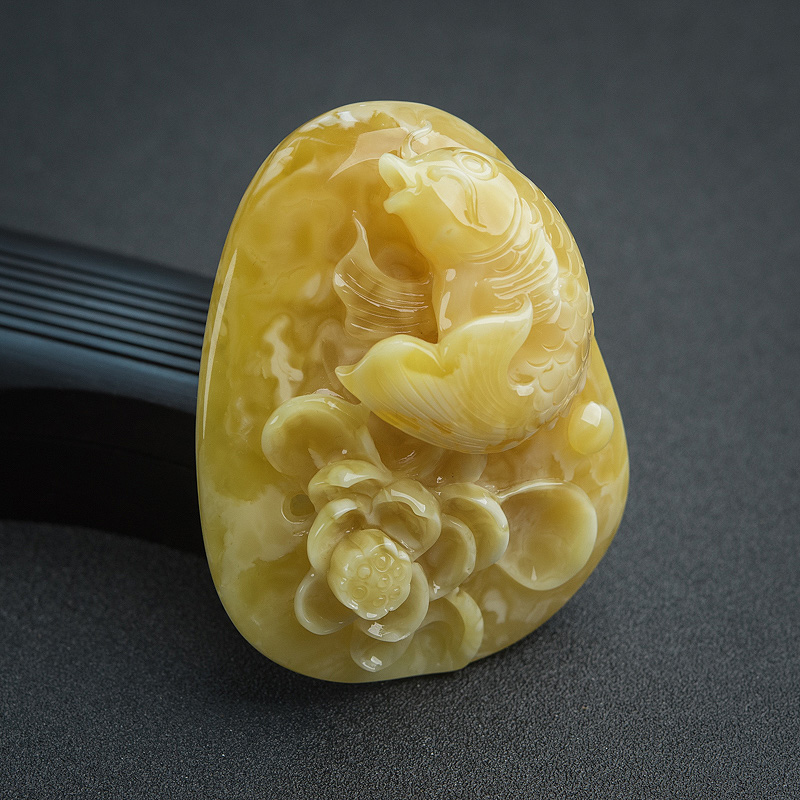 蜜蜡连年有余手把件-红掌柜