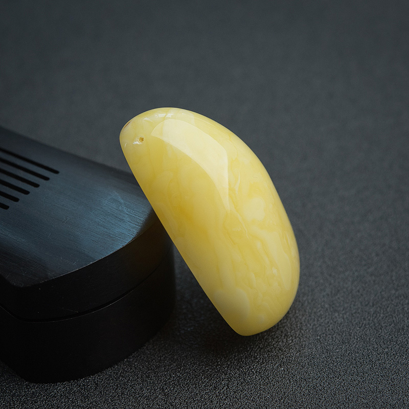 波罗的海蜜蜡随形吊坠-红掌柜