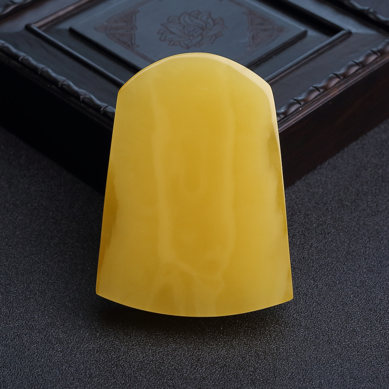 波罗的海天然鸡油黄蜜蜡无事牌吊坠-红掌柜