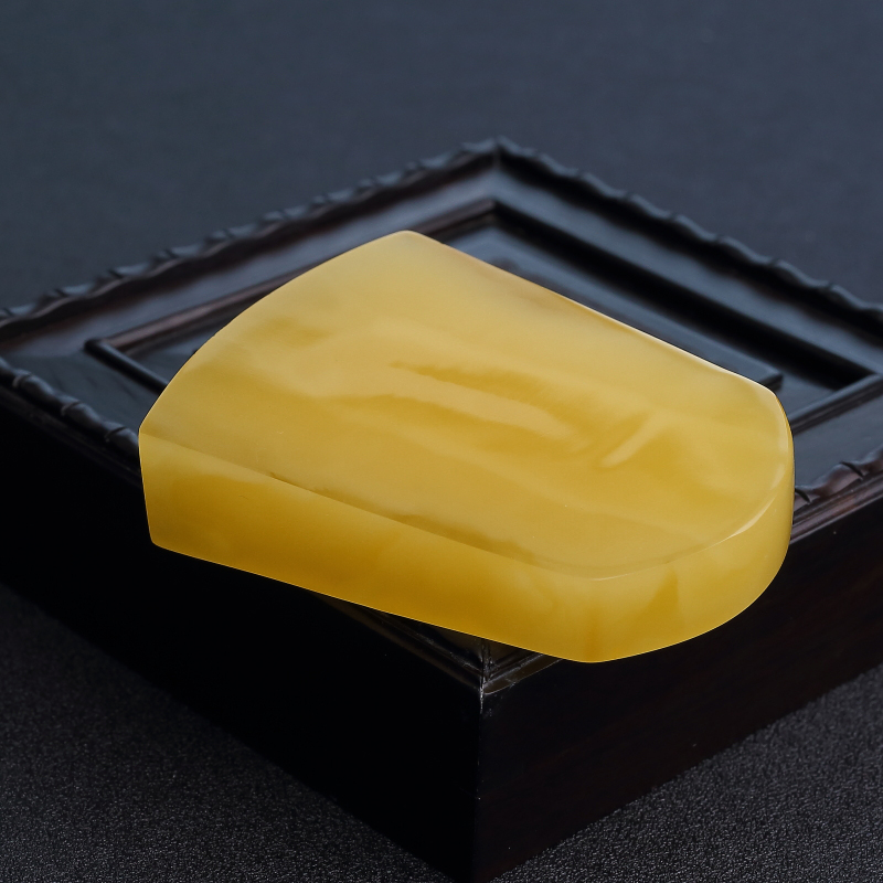 波罗的海天然鸡油黄蜜蜡吊坠-红掌柜