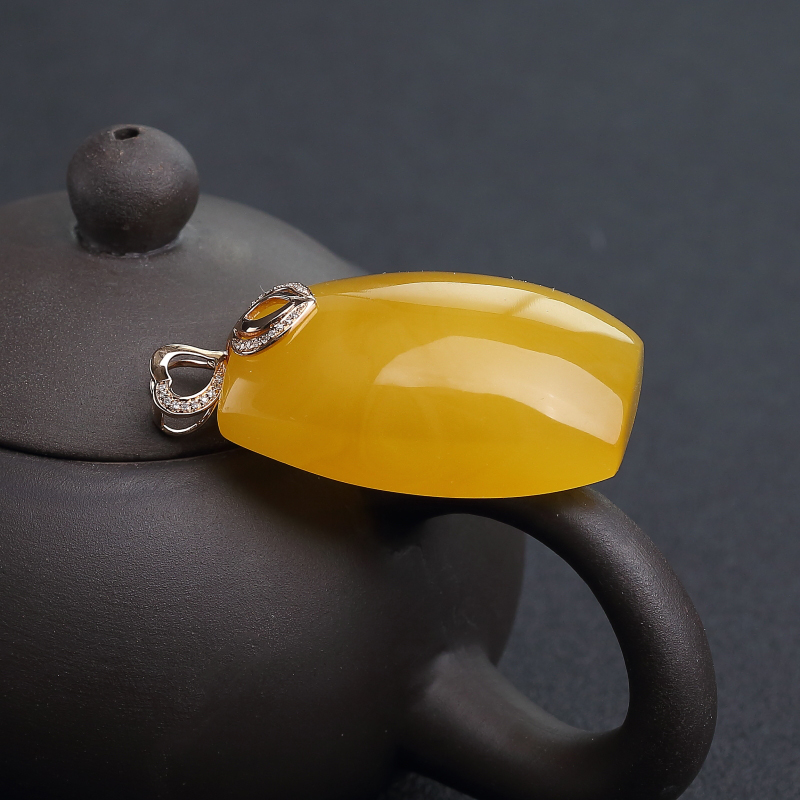 天然蜜蜡无事牌吊坠-红掌柜