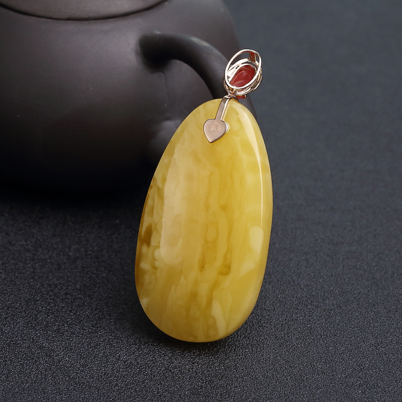 18K金镶钻鸡油黄蜜蜡随形吊坠-红掌柜