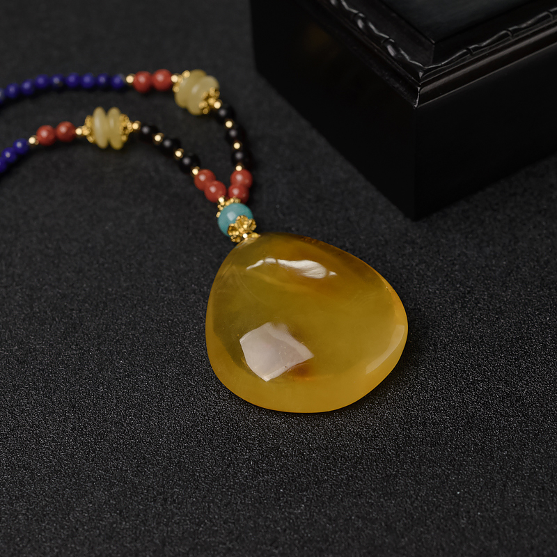 俏色蜜蜡水滴吊坠-红掌柜