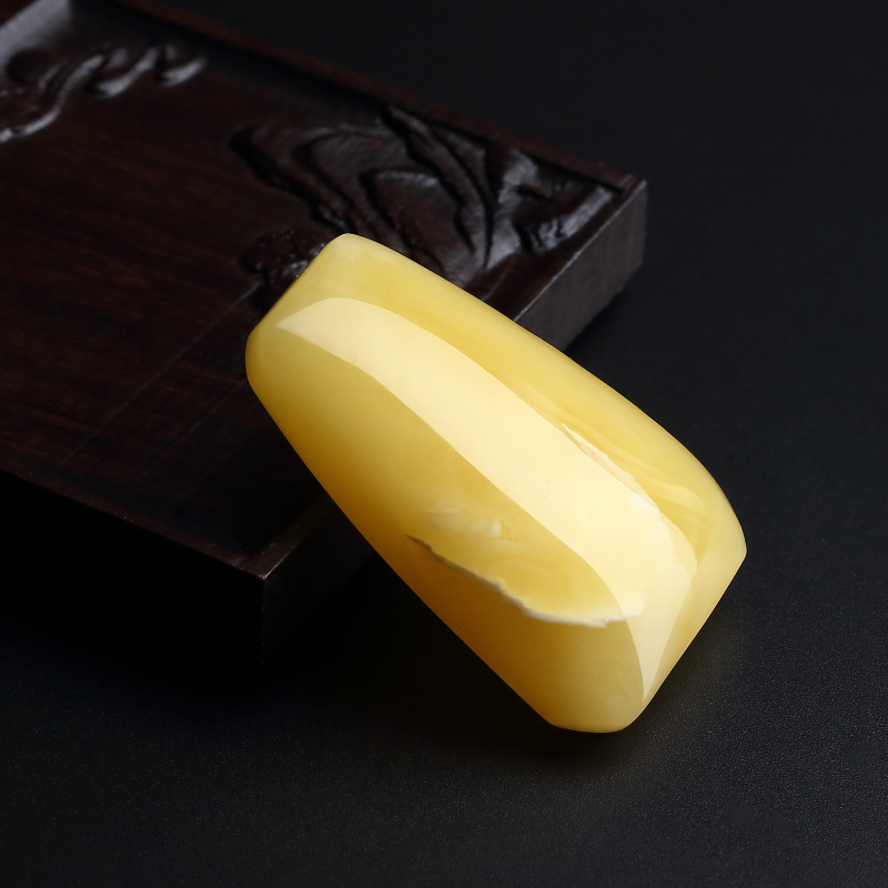 天然满蜜鸡油黄蜜蜡无事牌吊坠-红掌柜