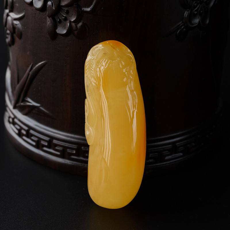 鸡油黄蜜蜡福瓜吊坠-红掌柜