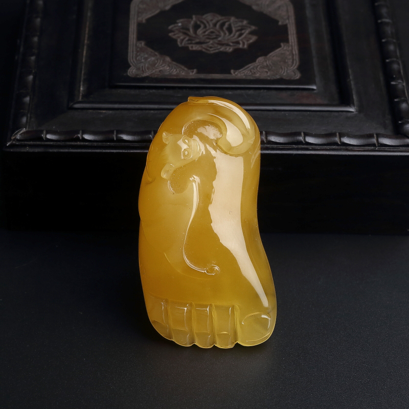 波罗的海天然满蜜鸡油红富足蜜蜡吊坠 - 红掌柜