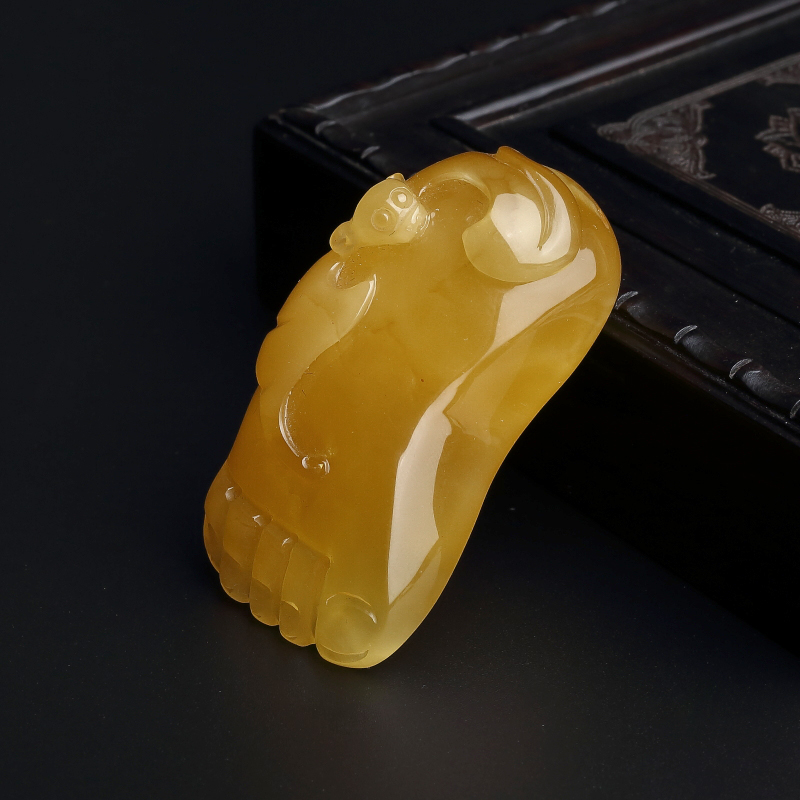 满蜜鸡油红富足蜜蜡吊坠 - 红掌柜