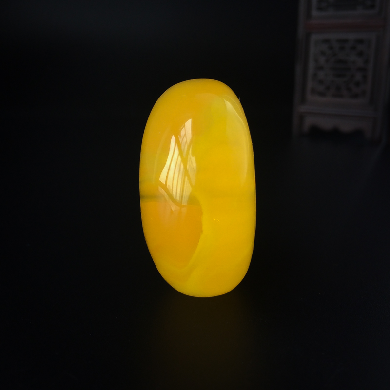 蜜蜡吊坠-红掌柜