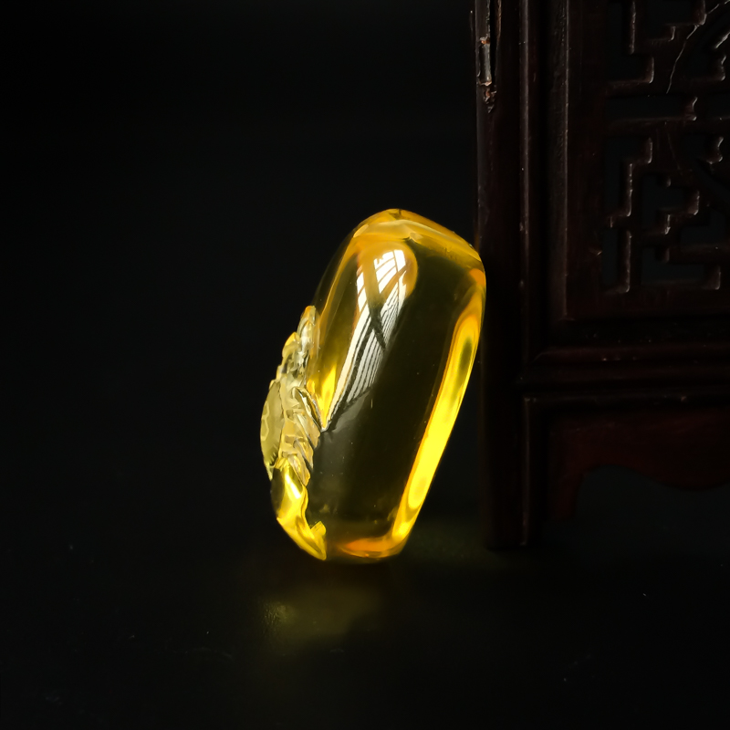 天然金珀挂件-红掌柜