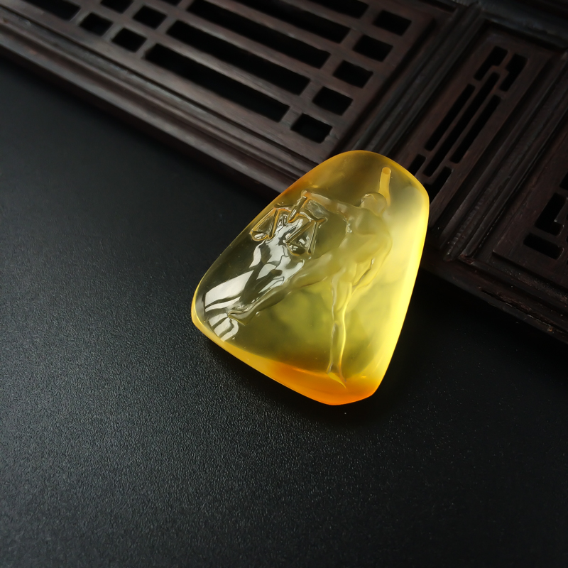 金包蜜吊坠-红掌柜