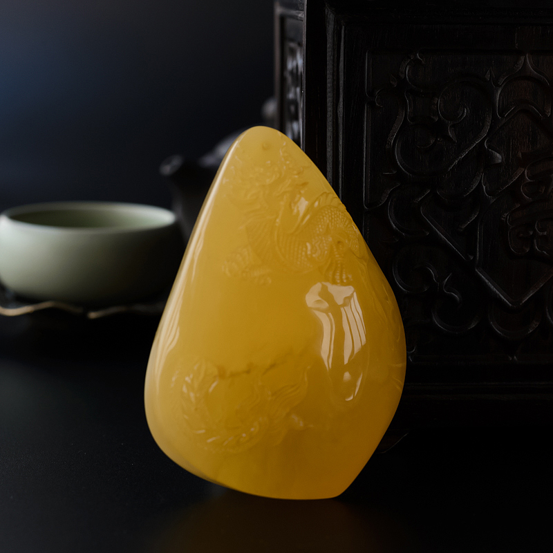 鸡油红蜜蜡吊坠-红掌柜