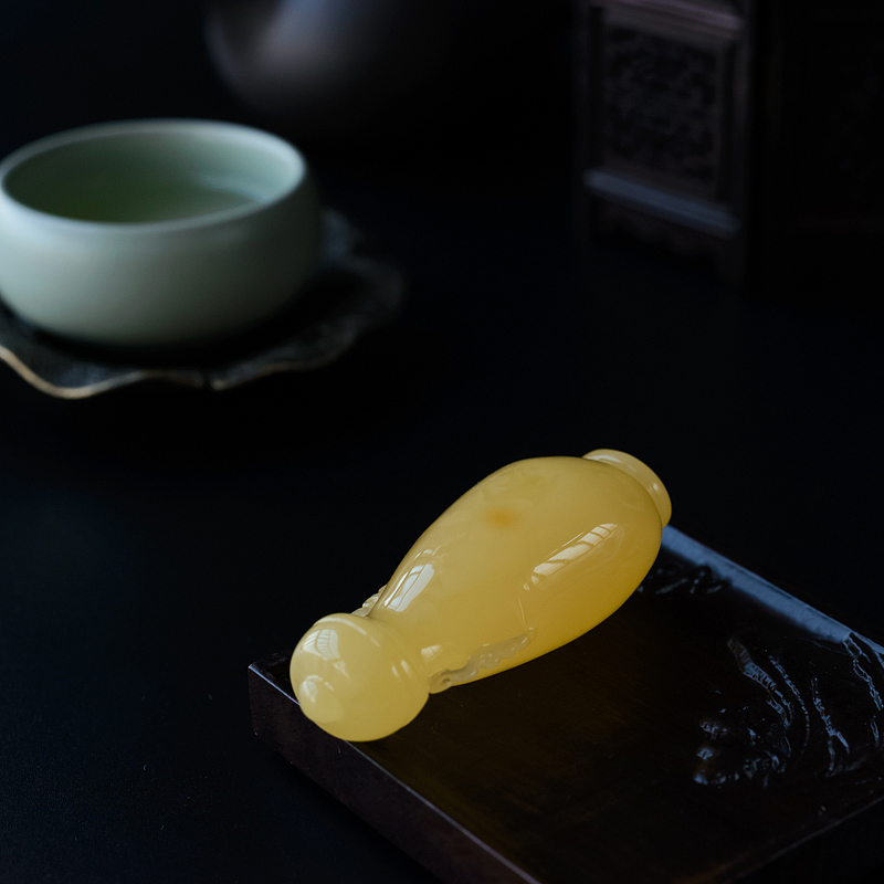 蜜蜡花瓶-红掌柜