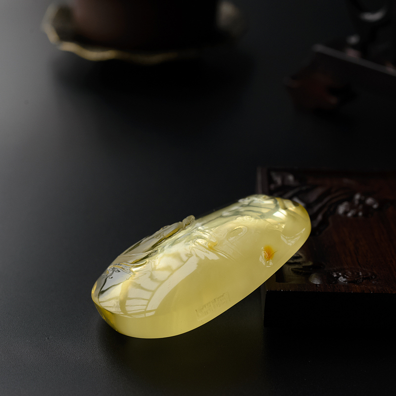 蜜蜡吊坠-红掌柜