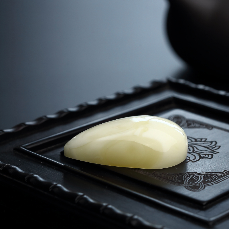 波罗的海蜜蜡吊坠-红掌柜