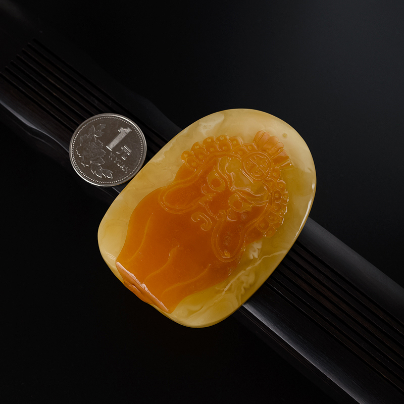 天然鸡油黄蜜蜡吊坠-红掌柜