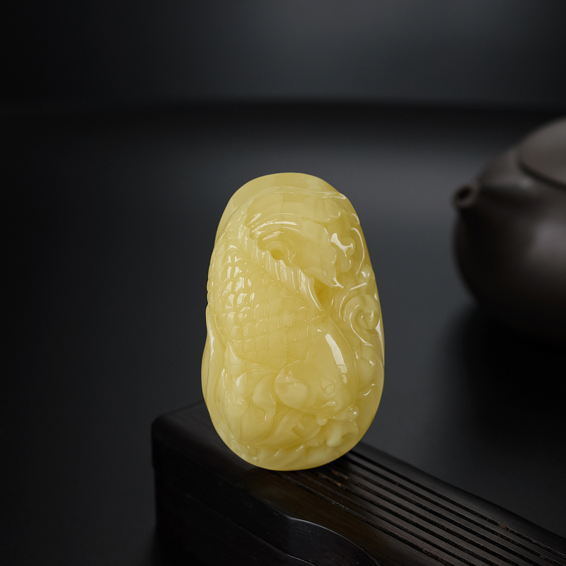 波罗的海天然柠檬黄蜜蜡鱼吊坠-红掌柜