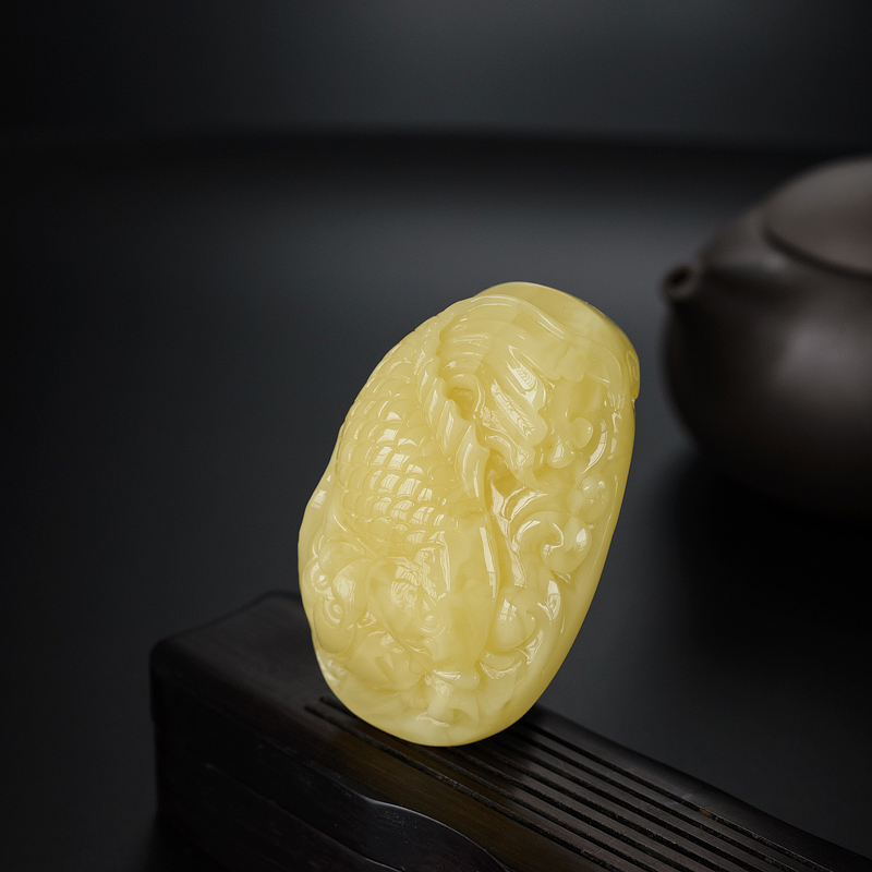 天然柠檬黄蜜蜡鱼吊坠-红掌柜