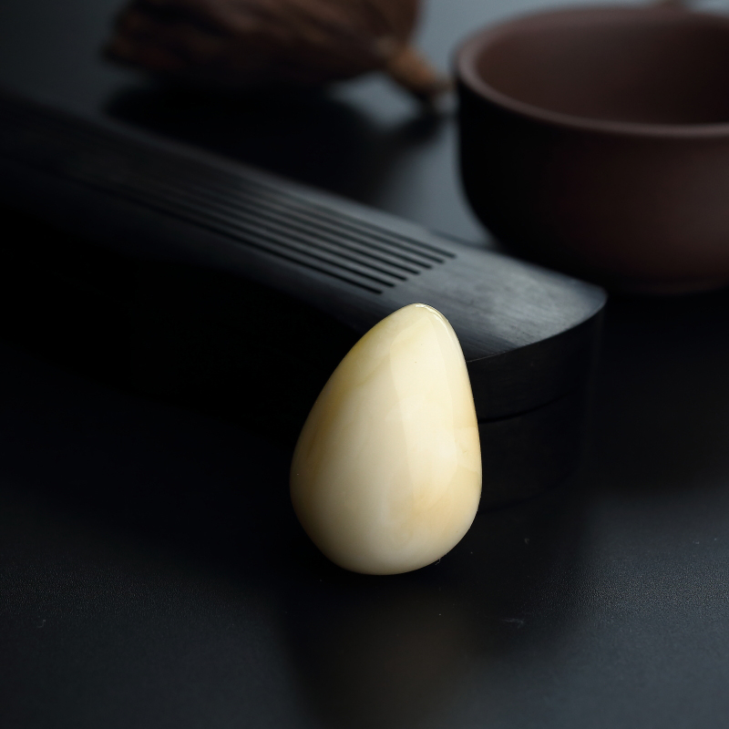 白花蜜吊坠-红掌柜