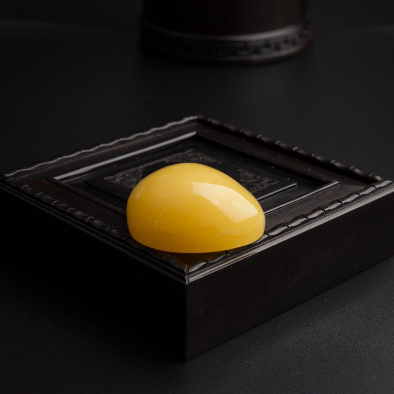 蜜蜡水滴吊坠-红掌柜