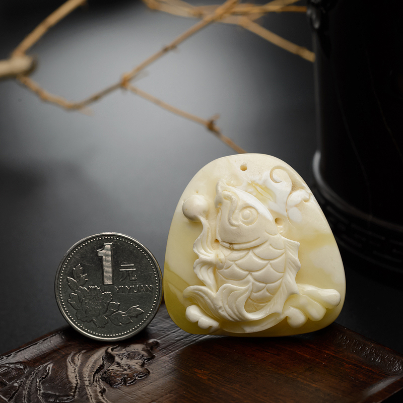 白蜜蜜蜡吊坠-红掌柜