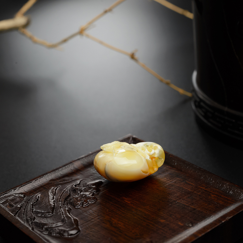 白蜜蜜蜡钱袋吊坠-红掌柜