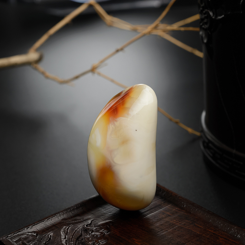 天然白蜜蜜蜡随形吊坠-红掌柜