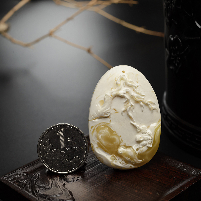 白蜜蜜蜡吊坠-红掌柜