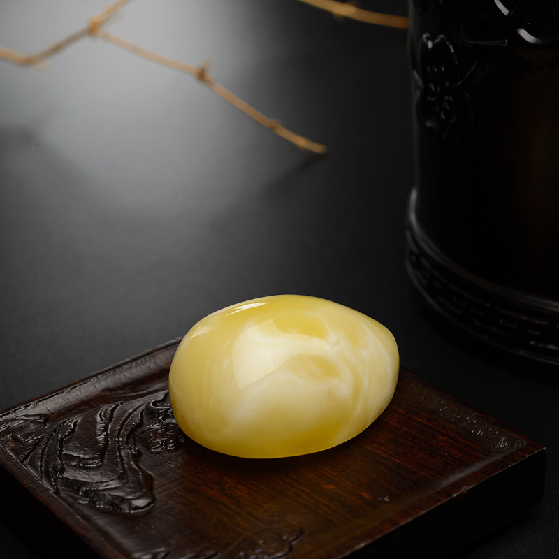 白花蜜蜜蜡随形吊坠-红掌柜