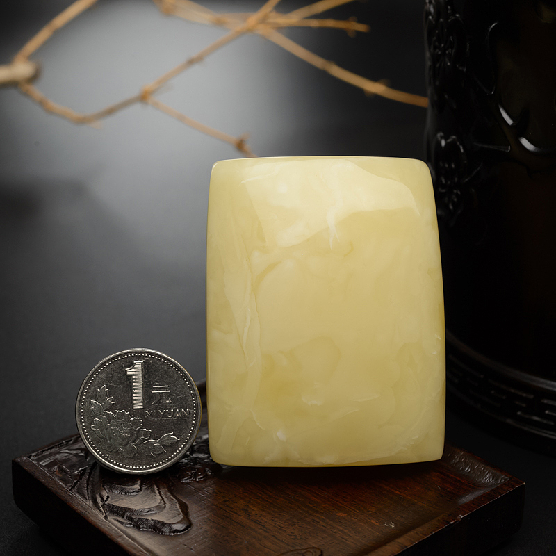 柠檬黄蜜蜡无事牌吊坠-红掌柜