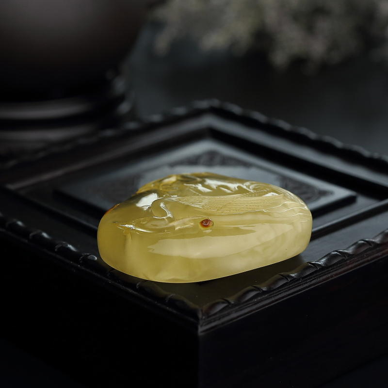 波罗的海蜜蜡仙鹤吊坠-红掌柜