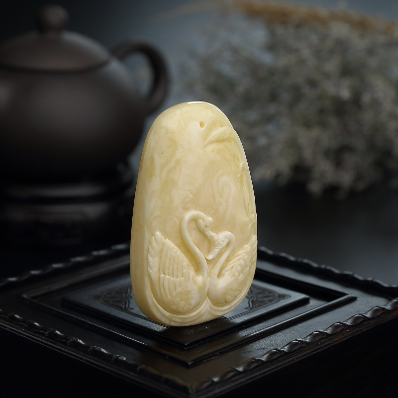 天然满蜜白花蜜天鹅吊坠-红掌柜