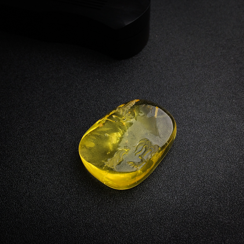 波罗的海鸡油黄蜜蜡山水吊坠 - 红掌柜