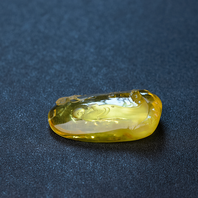 金绞蜜蜜蜡悟莲吊坠 - 红掌柜